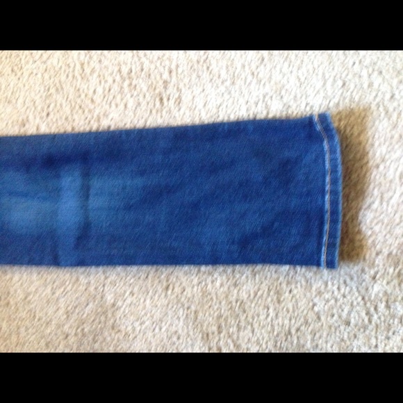 Rag and Bone. Size 28. Mid rise. - Picture 6 of 8
